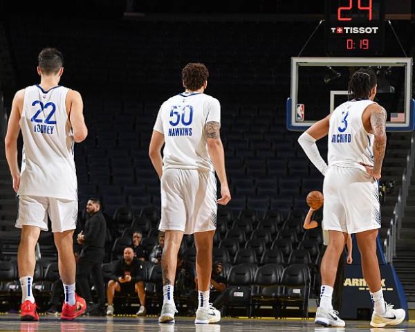 沪深配 得分能力还是相当不错的，勇士内线新秀能得到更多球队的关注吗？